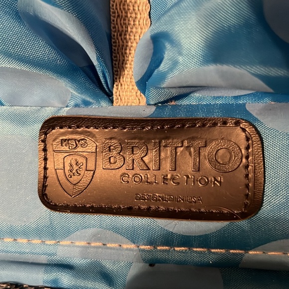 Hey Britto Hard Side Cosmetic Case - Picture 9 of 12